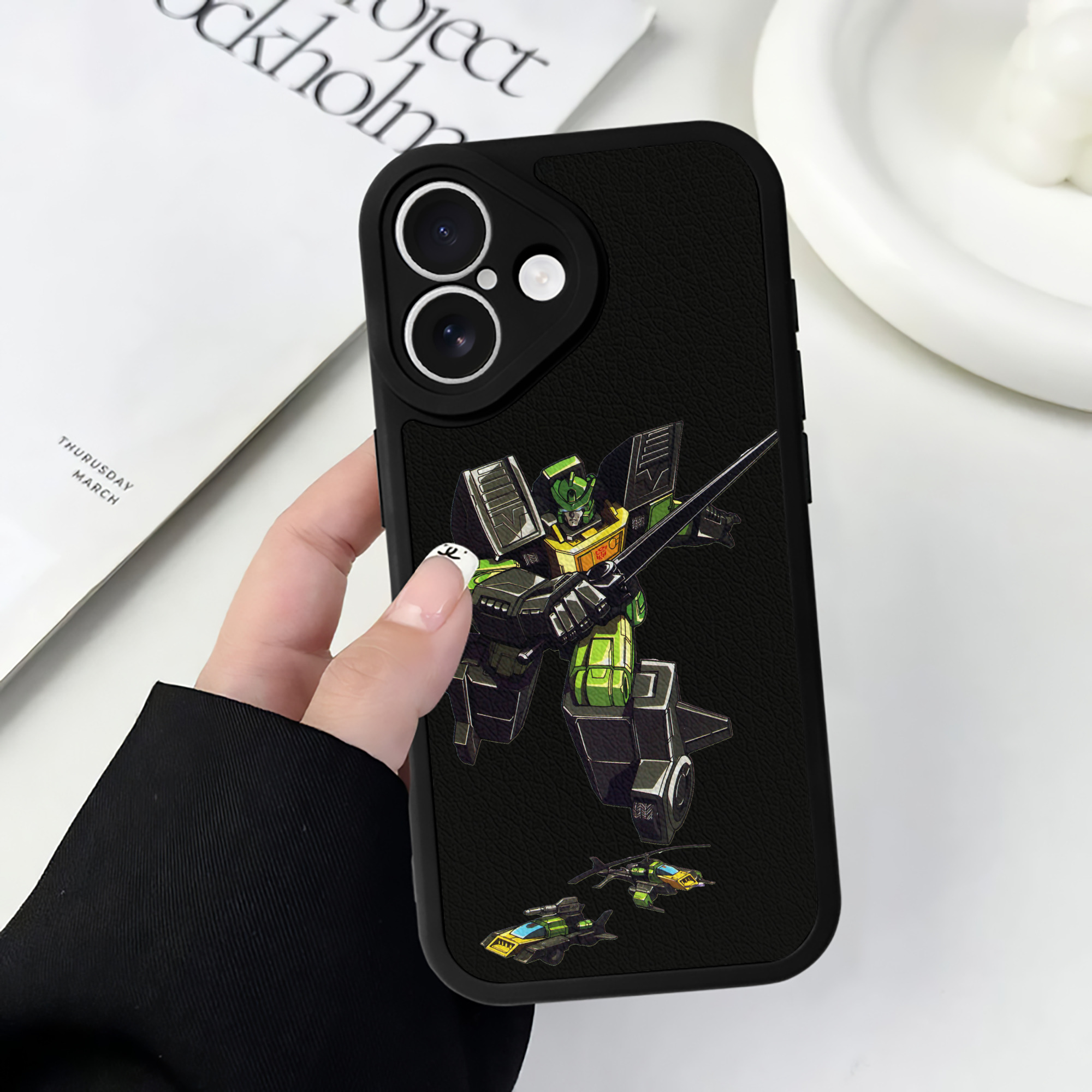 （画像用）  【iPhone 16シリーズ対応】シリコンスマホケース（レザー調） 材質：シリコン